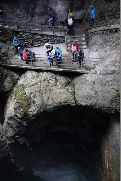 Trümmelbachfälle1